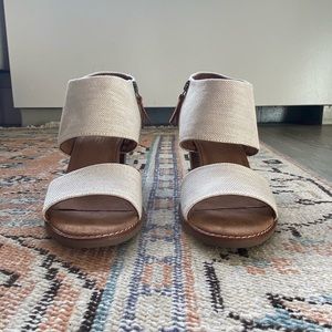 TOMS Majorca Cutout Sandal